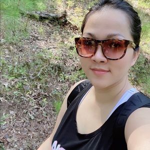 Meet your Posher, Yen